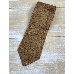 Metropolitan View Necktie Tie Gold Brown Zigzag 100% Silk 57” X 4” EUC
